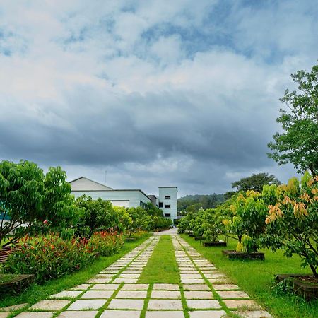The Sanihara Hotel & Resort Vythiri Exteriör bild
