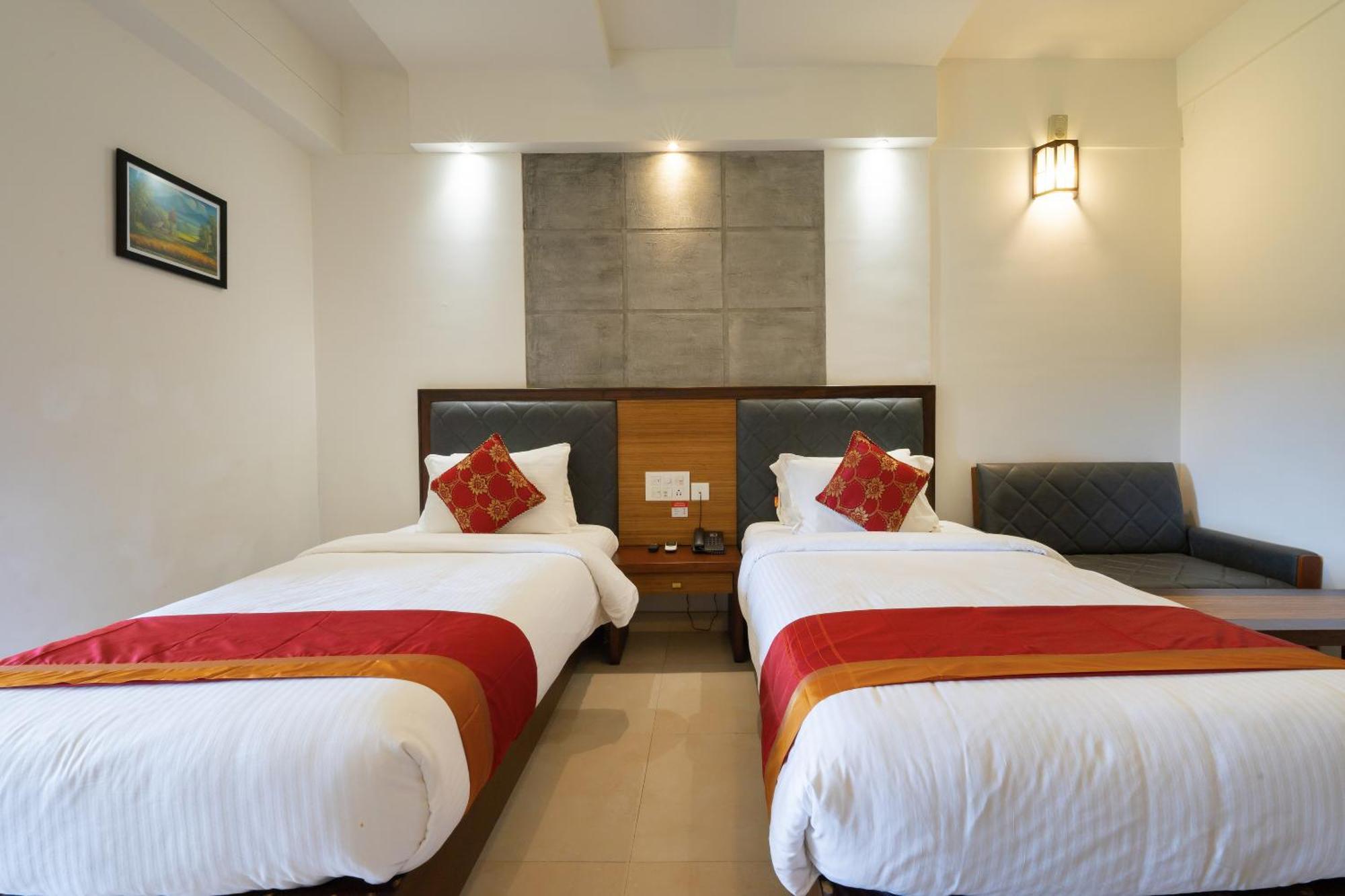 The Sanihara Hotel & Resort Vythiri Exteriör bild